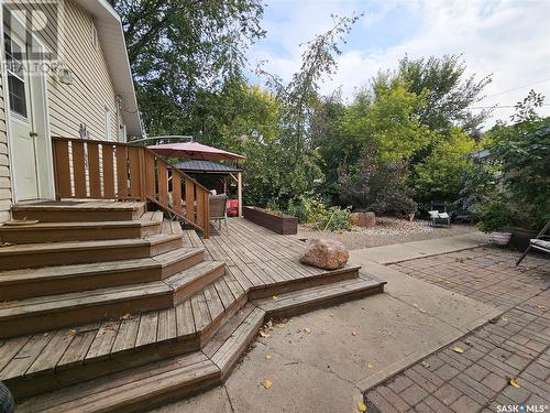 359 4Th Avenue Se, Swift Current, SK - Outdoor