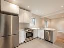 Kitchen - 3-615 Boul. Graham, Mont-Royal, QC  - Indoor Photo Showing Kitchen With Upgraded Kitchen 