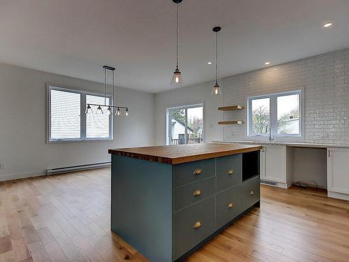 Kitchen - 1028 Rue Bissonnette, Saint-Blaise-Sur-Richelieu, QC - Indoor