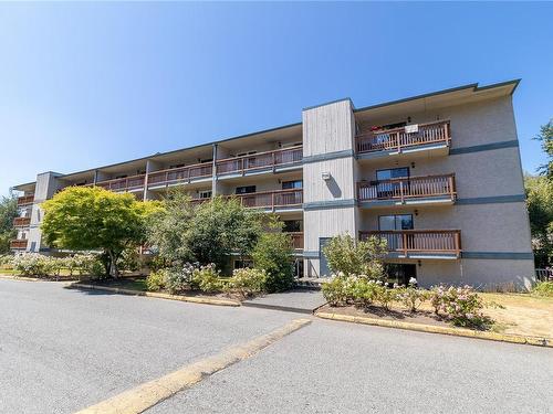 202-4724 Uplands Dr, Nanaimo, BC - Outdoor