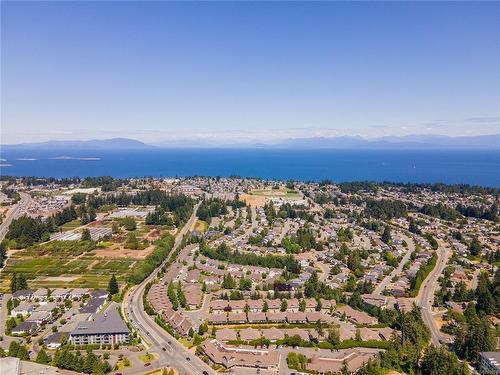 202-4724 Uplands Dr, Nanaimo, BC - Outdoor With View