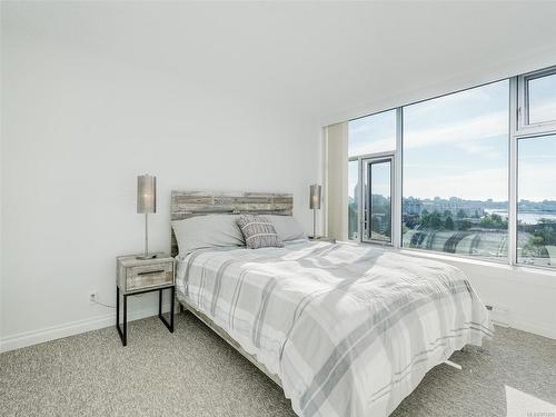 904-327 Maitland St, Victoria, BC - Indoor Photo Showing Bedroom