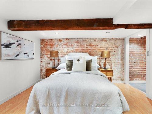 756 Dufferin St, Toronto, ON - Indoor Photo Showing Bedroom