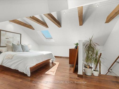 756 Dufferin St, Toronto, ON - Indoor Photo Showing Bedroom