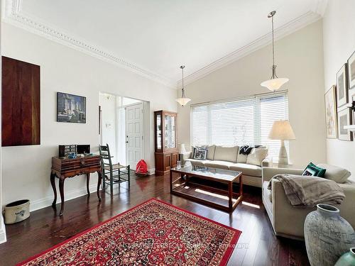 78 Northey Dr, Toronto, ON - Indoor Photo Showing Living Room