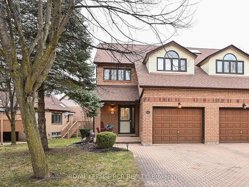 147 Riverview Rd, New Tecumseth, ON - Outdoor With Facade