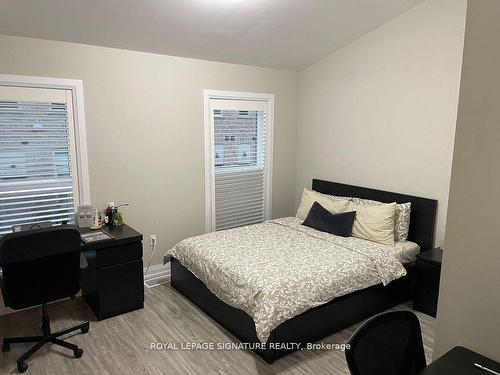 123-25 Concession St, Cambridge, ON - Indoor Photo Showing Bedroom