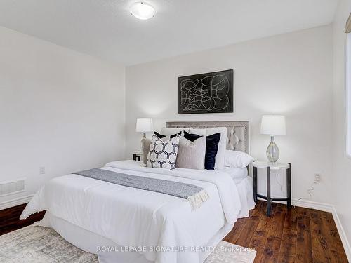 40-40 Arlington Cres, Guelph, ON - Indoor Photo Showing Bedroom