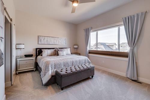 2-777 Denali Drive, Kelowna, BC - Indoor Photo Showing Bedroom