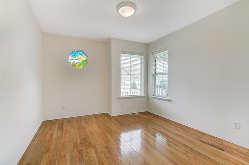 38-680 Valley Road, Kelowna, BC - Indoor Photo Showing Other Room