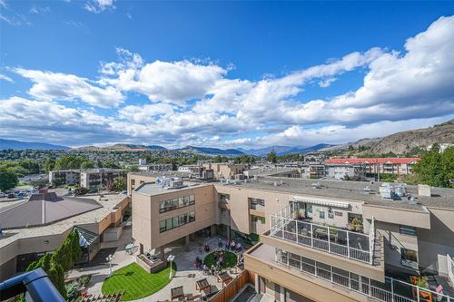 302-3010 35 Street, Vernon, BC - Outdoor With View