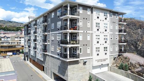 302-3010 35 Street, Vernon, BC - Outdoor With Balcony With Facade