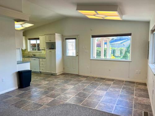 140 Vermilion Avenue, Princeton, BC - Indoor