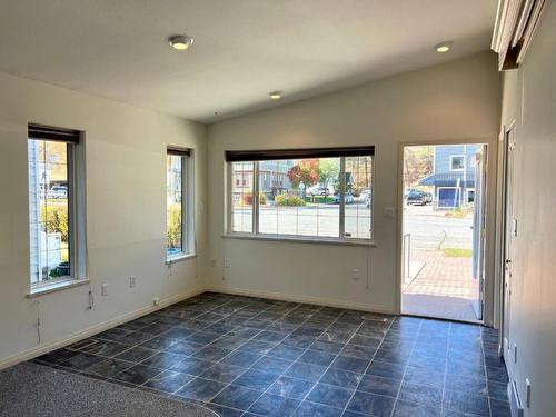 140 Vermilion Avenue, Princeton, BC - Indoor Photo Showing Other Room