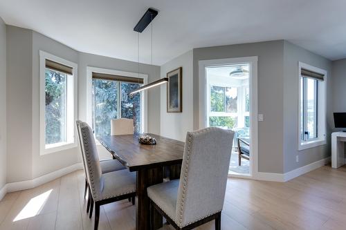 309-1385 Bertram Street, Kelowna, BC - Indoor Photo Showing Dining Room