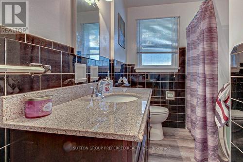 1869 Herbert Avenue, London, ON - Indoor Photo Showing Bathroom