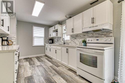 1869 Herbert Avenue, London, ON - Indoor Photo Showing Kitchen