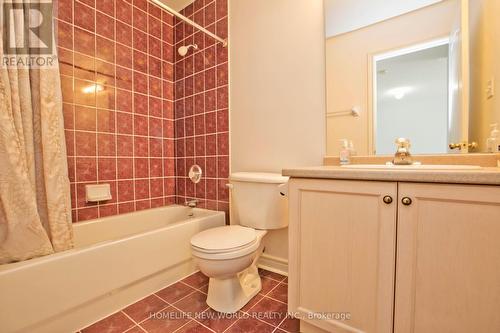 6 Idyllwood Avenue, Richmond Hill (Westbrook), ON - Indoor Photo Showing Bathroom