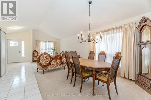 63 Hillgarden Drive, Hamilton, ON - Indoor Photo Showing Dining Room