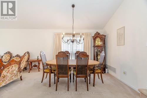 63 Hillgarden Drive, Hamilton (Stoney Creek Mountain), ON - Indoor Photo Showing Dining Room