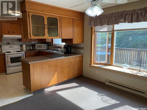 390 Qu'Appelle Street, Tugaske, SK - Indoor Photo Showing Kitchen