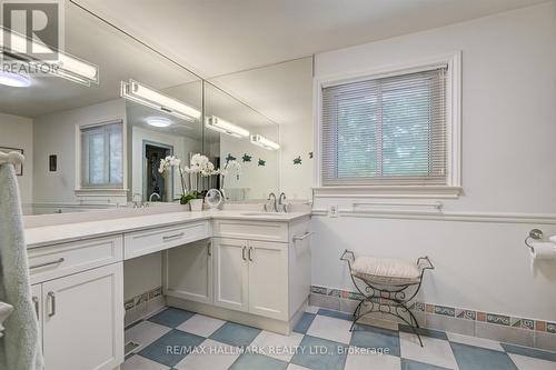 23 South Marine Drive, Toronto (Guildwood), ON - Indoor Photo Showing Bathroom