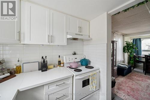 219 Cochrane Street, Scugog (Port Perry), ON - Indoor Photo Showing Kitchen