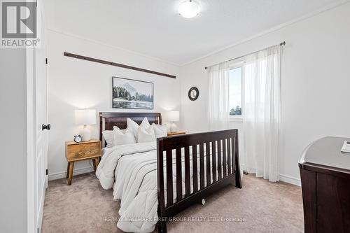 12 - 1290 Old Orchard Avenue, Pickering, ON - Indoor Photo Showing Bedroom