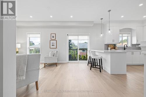 12 - 1290 Old Orchard Avenue, Pickering, ON - Indoor Photo Showing Kitchen