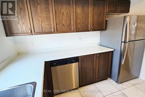 2694 Deputy Minister Path, Oshawa (Windfields), ON - Indoor Photo Showing Kitchen