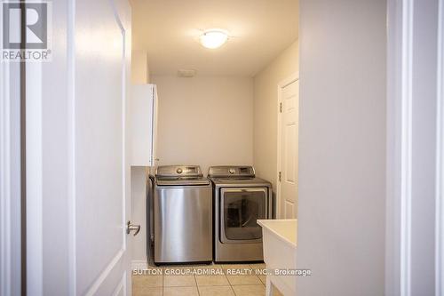 2045 Allison Street, Innisfil (Alcona), ON - Indoor Photo Showing Laundry Room