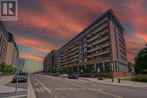 530 - 99 Eagle Rock Way, Vaughan (Maple), ON - Outdoor With Facade