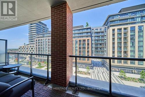 530 - 99 Eagle Rock Way, Vaughan, ON - Outdoor