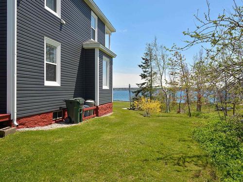 620 Shore Road, Sydney Mines, NS 