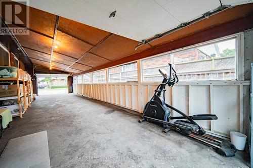 21 Berko Avenue, Hamilton (Lawfield), ON - Indoor Photo Showing Gym Room