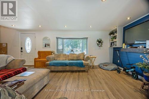 186 Balaclava Street, St. Thomas, ON - Indoor Photo Showing Living Room