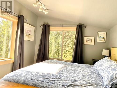 3705 Koochin Road, Grand Forks, BC - Indoor Photo Showing Bedroom