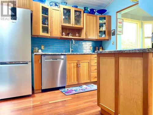 3705 Koochin Road, Grand Forks, BC - Indoor Photo Showing Kitchen