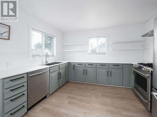 2670 Petersen Road, Prince George, BC - Indoor Photo Showing Kitchen With Double Sink With Upgraded Kitchen