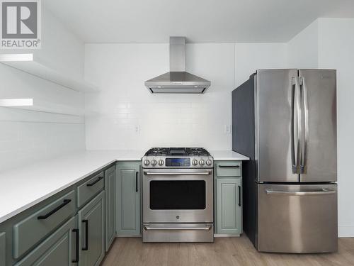 2670 Petersen Road, Prince George, BC - Indoor Photo Showing Kitchen