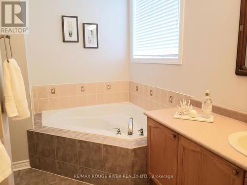 47 Hawstead Crescent, Whitby (Brooklin), ON - Indoor Photo Showing Bathroom