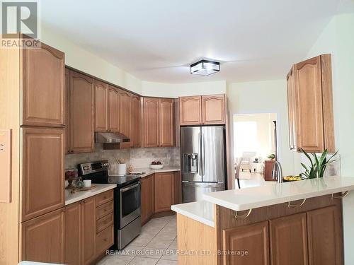 47 Hawstead Crescent, Whitby (Brooklin), ON - Indoor Photo Showing Kitchen With Stainless Steel Kitchen