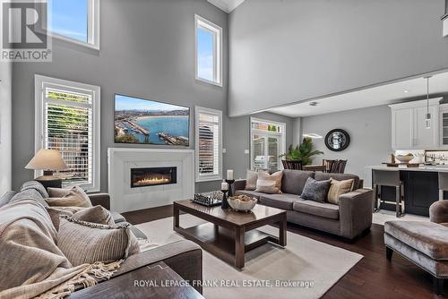 925 Eagle Ridge Drive, Oshawa (Taunton), ON - Indoor Photo Showing Living Room With Fireplace