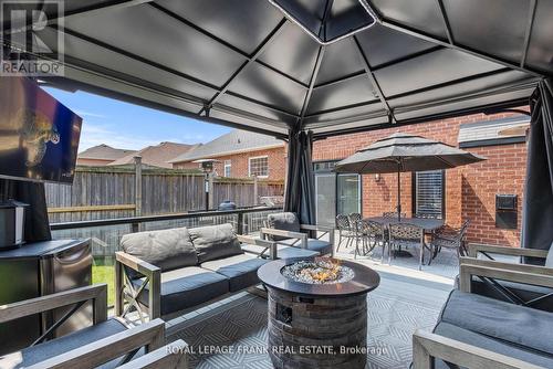 925 Eagle Ridge Drive, Oshawa (Taunton), ON - Outdoor With Deck Patio Veranda With Exterior