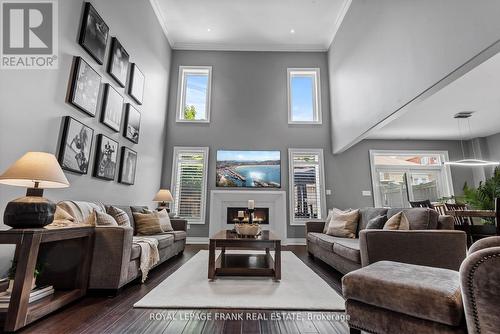 925 Eagle Ridge Drive, Oshawa (Taunton), ON - Indoor Photo Showing Living Room