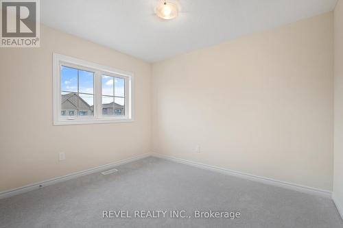 71 Sun Haven Lane, Thorold, ON - Indoor Photo Showing Other Room