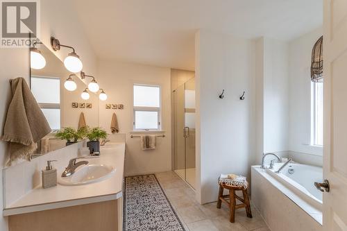 12019 Morrow Avenue, Summerland, BC - Indoor Photo Showing Bathroom