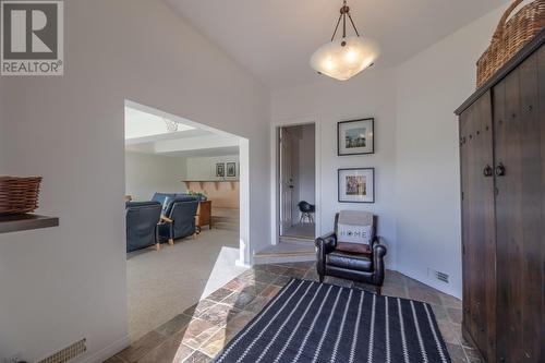 12019 Morrow Avenue, Summerland, BC - Indoor