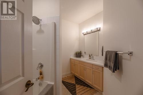 12019 Morrow Avenue, Summerland, BC - Indoor Photo Showing Bathroom