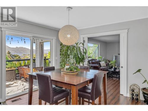 1185 Sunnyside Road, West Kelowna, BC - Indoor Photo Showing Dining Room